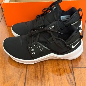 BRAND NEW NIKE FREE METCON 2